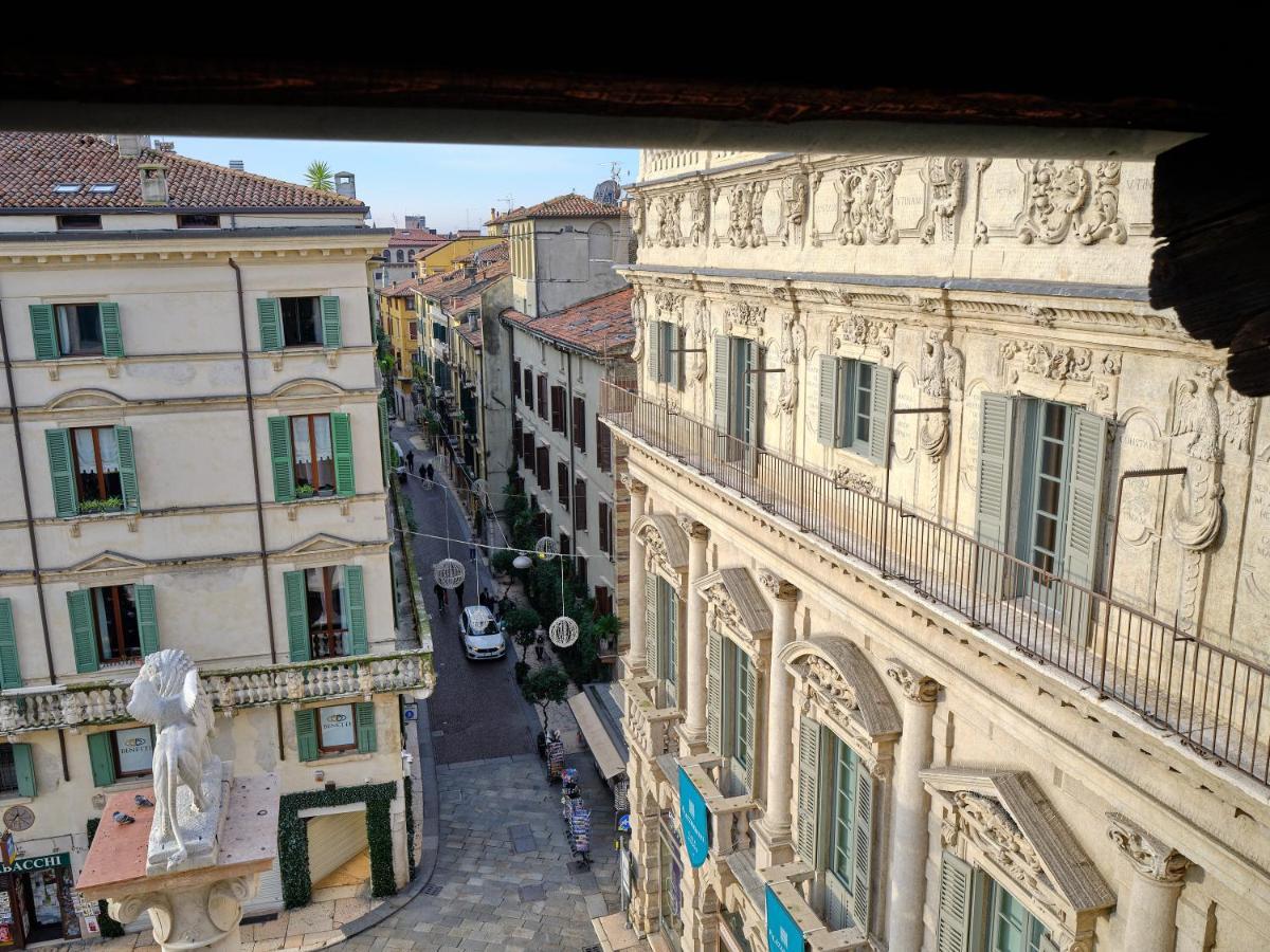 Apartmentsarena - Residenza Degli Scaligeri - Piazza Erbe Верона Экстерьер фото